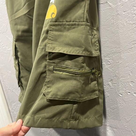 🔥🔥 CARHARTT Lightweight Polyester Cargo Shorts Army Green Sz Large - PERFECT - Picture 4 of 7